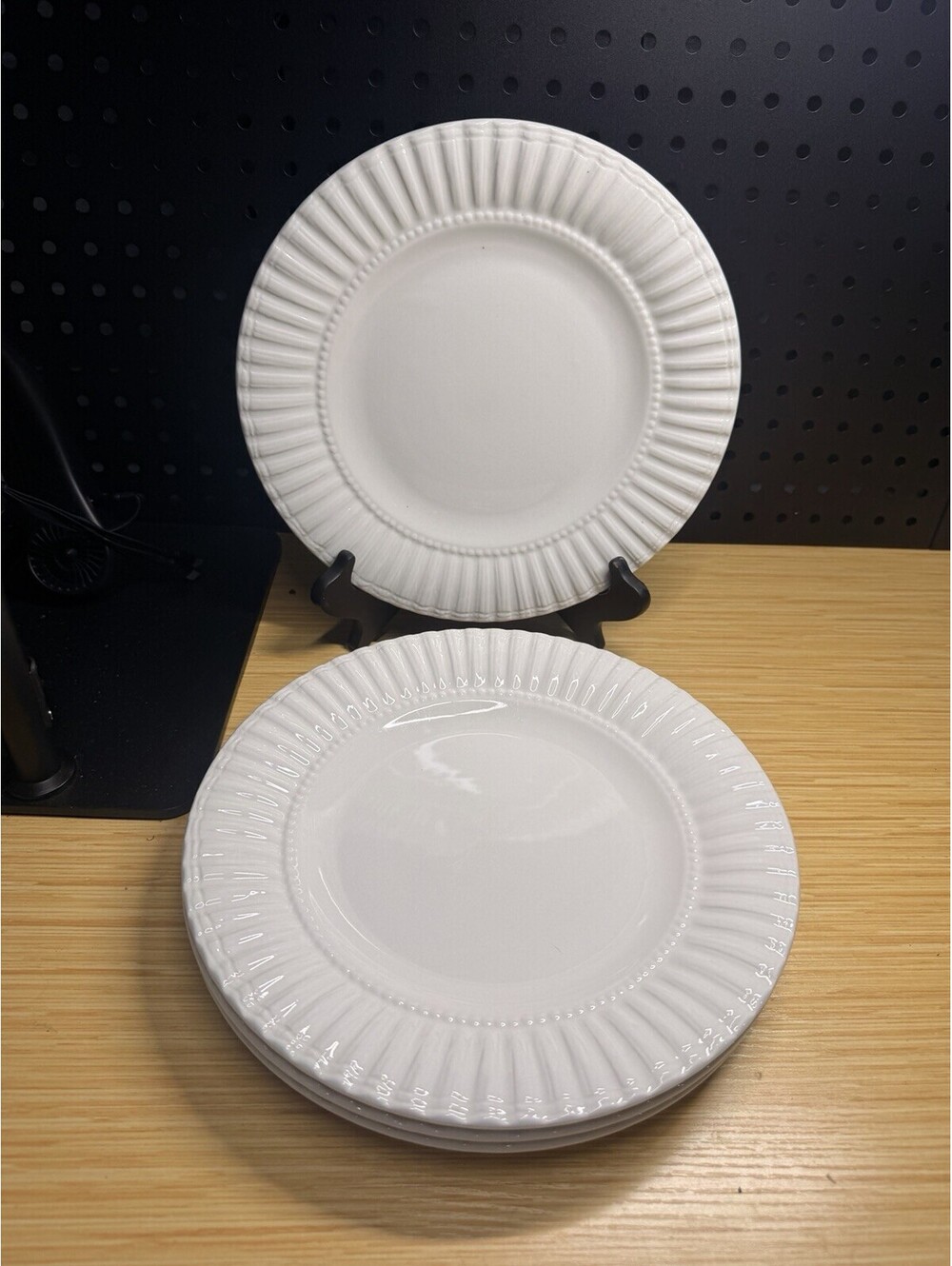 Retroneu Lets Eat Shell White Dinner Plates 11" Set of 4 Ribbed Dinnerware Salad
